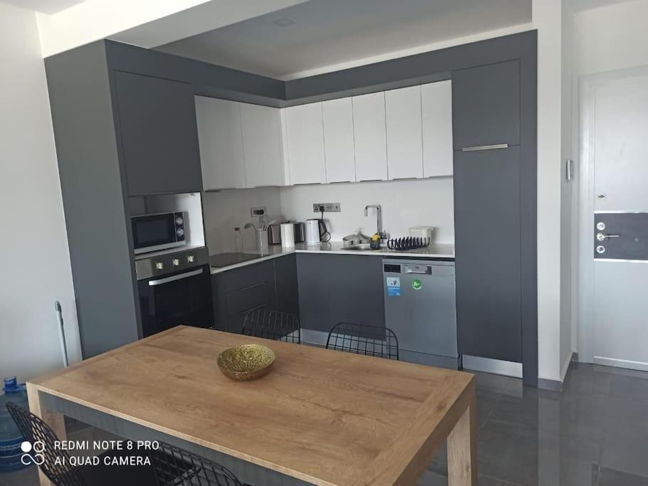Comfy, Luxury Flat For Ages Apartment *